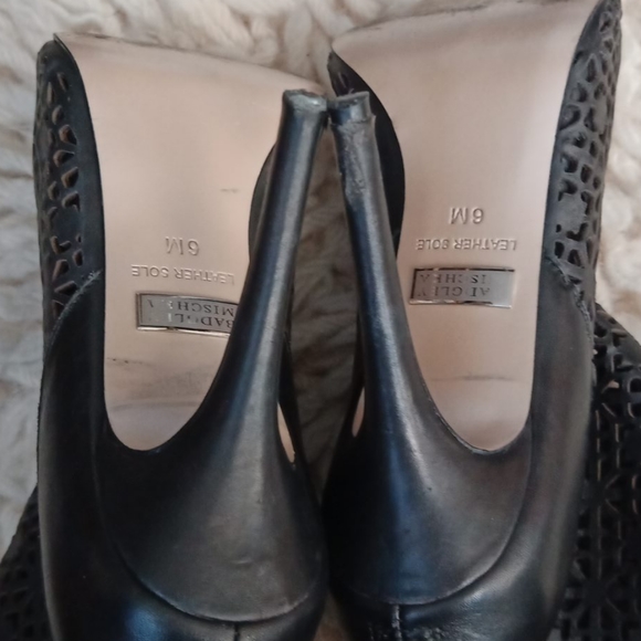 Badgley Mischka ankle heels - Picture 5 of 8